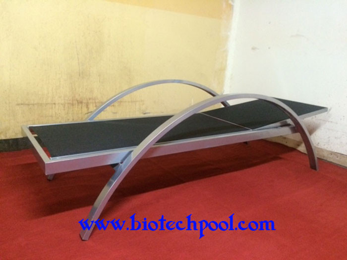 ĐỌC SÁCH BÊN HỒ BƠI, ghế nằm hợp kim nhôm, giường nằm thư giản, báo giá hồ bơi, hồ bơi, hồ bơi thông minh, máy lọc hồ bơi, xây dựng hồ bơi, thi công hồ bơi, thiết kế hồ bơi
