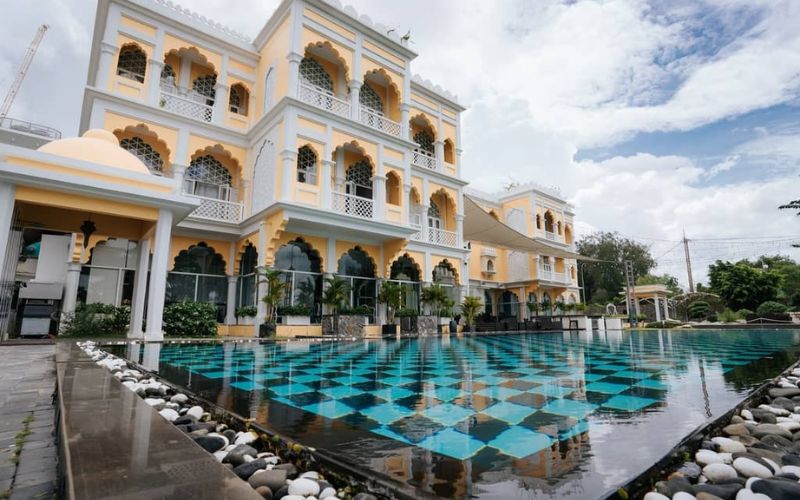 Những công dụng tuyệt vời của bể bơi muối khoáng Những công dụng tuyệt vời của bể bơi muối khoáng