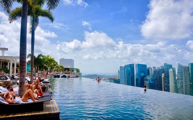 Hồ bơi vô cực chân mây Hồ bơi vô cực chân mây