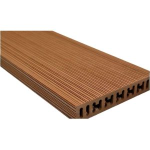 Sàn gỗ hồ bơi