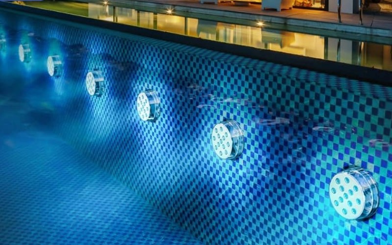 Lắp đặt hệ thống đèn chiếu sáng hồ bơi Lắp đặt hệ thống đèn chiếu sáng hồ bơi