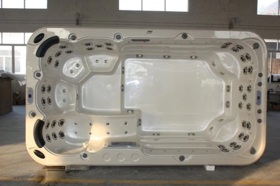Bồn jacuzzi kết hợp bơi thể thao dài 3.95 mét Bồn jacuzzi kết hợp bơi thể thao dài 3.95 mét - Ảnh 2