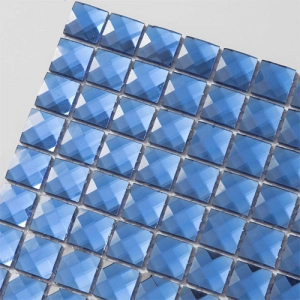 GẠCH MOSAIC THỦY TINH XANH PHA LÊ LÁT HỒ BƠI NGHỆ THUẬT