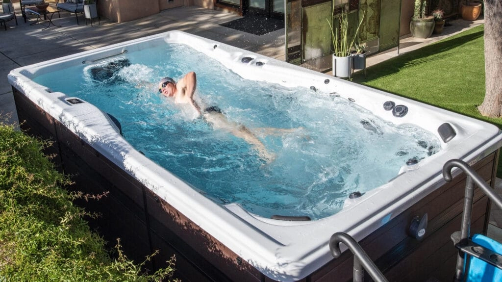 Hồ jacuzzi tích hợp bơi thể thao ngược dòng dài 4.3 mét Hồ jacuzzi tích hợp bơi thể thao ngược dòng dài 4.3 mét - Ảnh 4