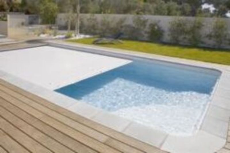 Bạt che hồ bơi ngâm nước Rousillon AstralPool chính hãng Tây Ban Nha