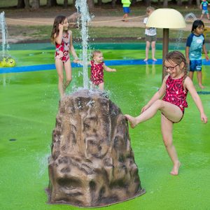 Đá Tảng Phun Nước – Biotechpool – thiết bị vui chơi nước ngoài trời – Biotechpool