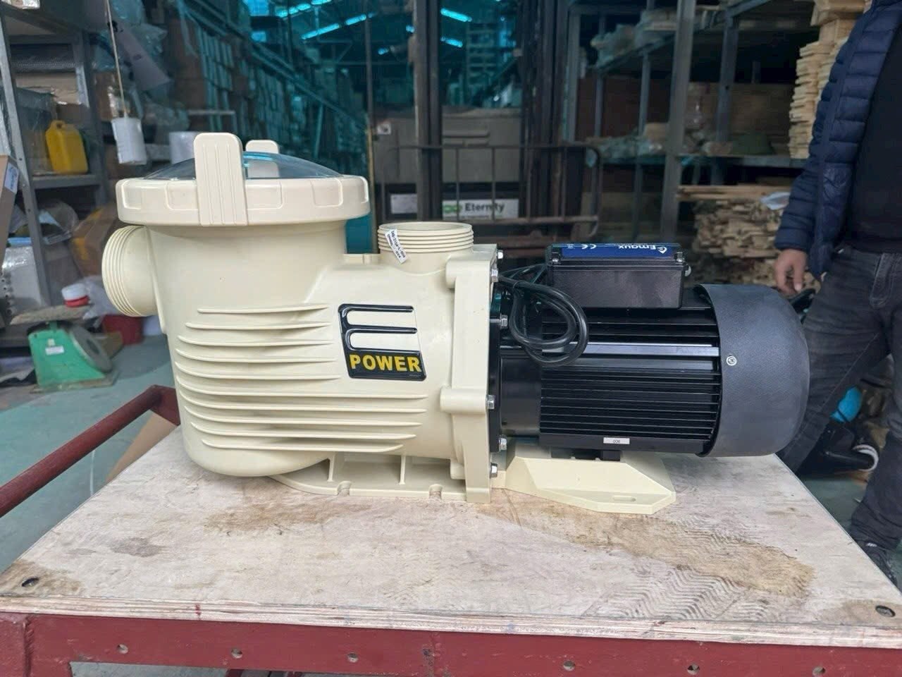Bàn Chải Hồ Bơi Kripsol - Thiết Bị Vệ Sinh Hồ Bơi Chuyên Nghiệp