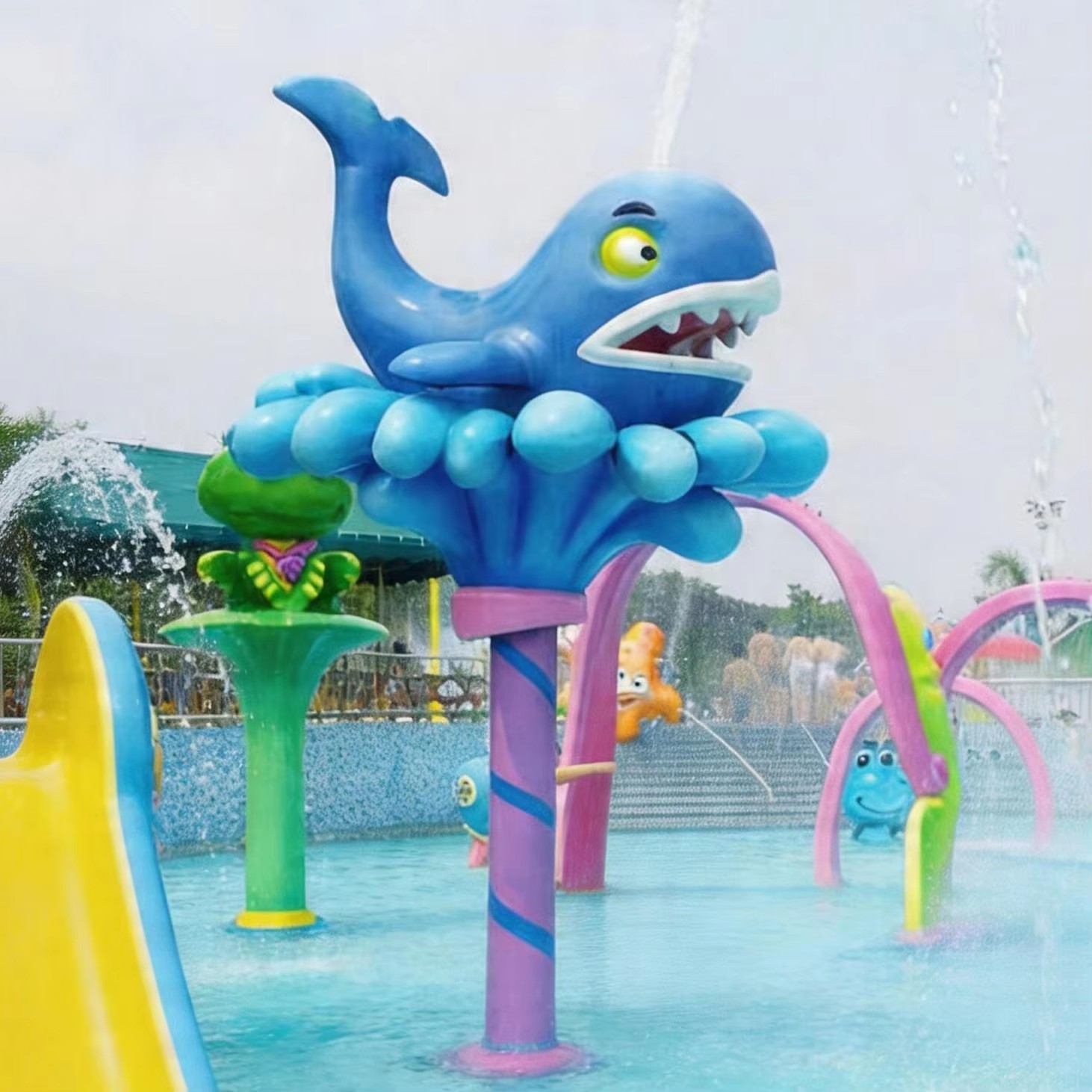 Đài phun nước hình cá voi composite cho sân chơi nước trẻ em - hình 4