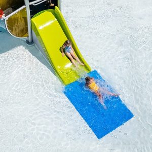 Đệm Phun Nước Mềm An Toàn Cho Cầu Trượt Nước Trẻ Em Composite