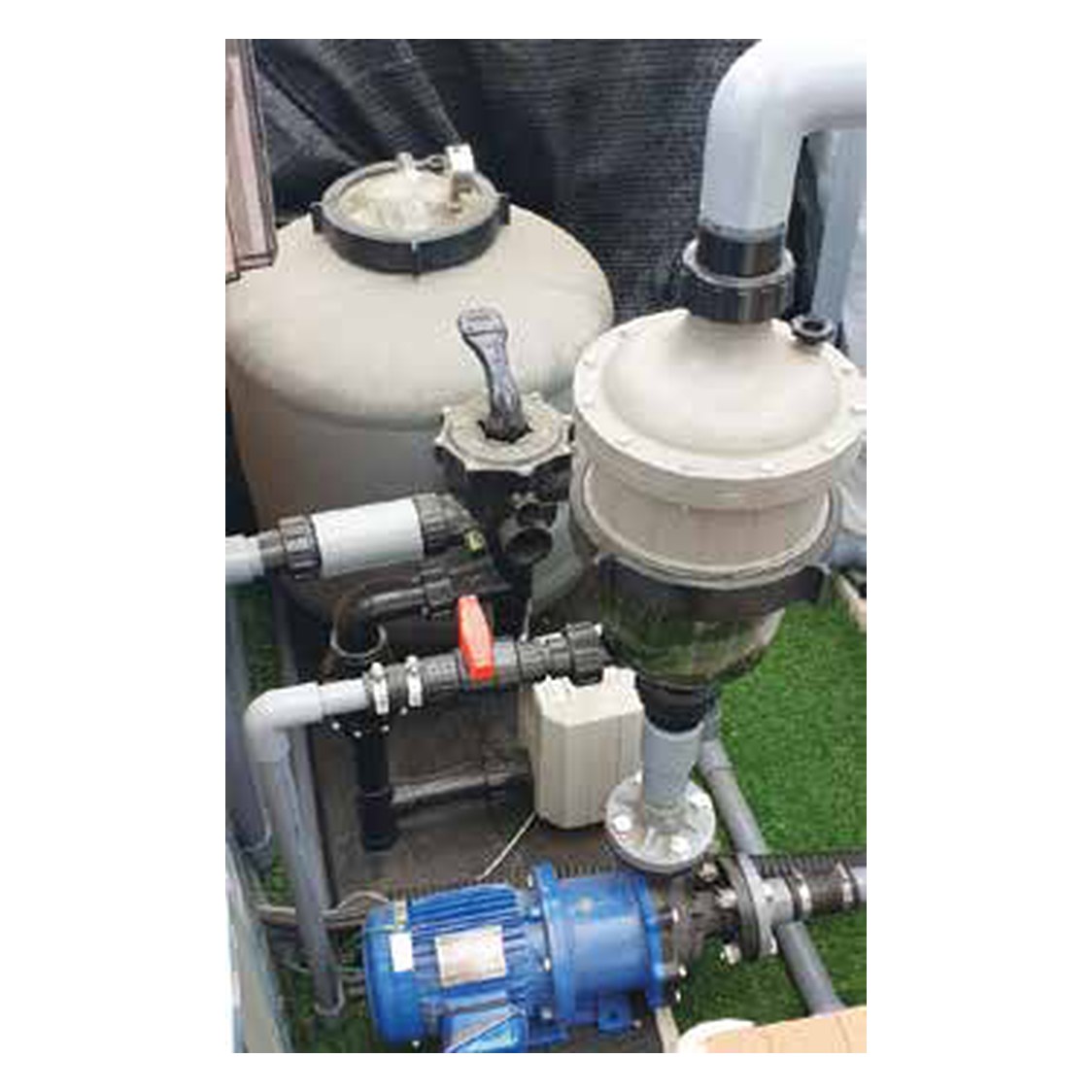 Hệ lọc tuần hoàn Waterco Aquabiome lắp thực tế